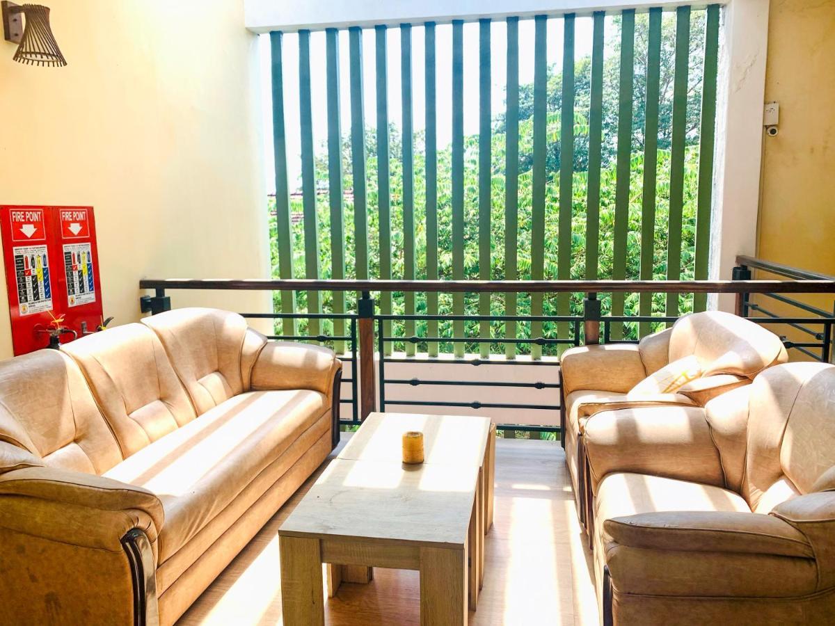 Marathona Tourist Resort - Anuradhapura Exteriör bild