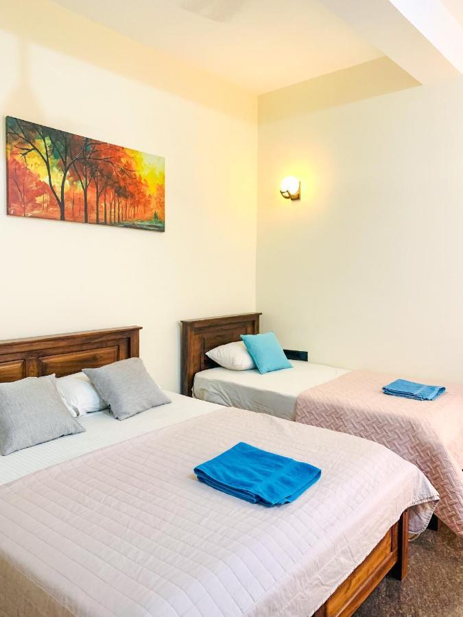 Marathona Tourist Resort - Anuradhapura Exteriör bild