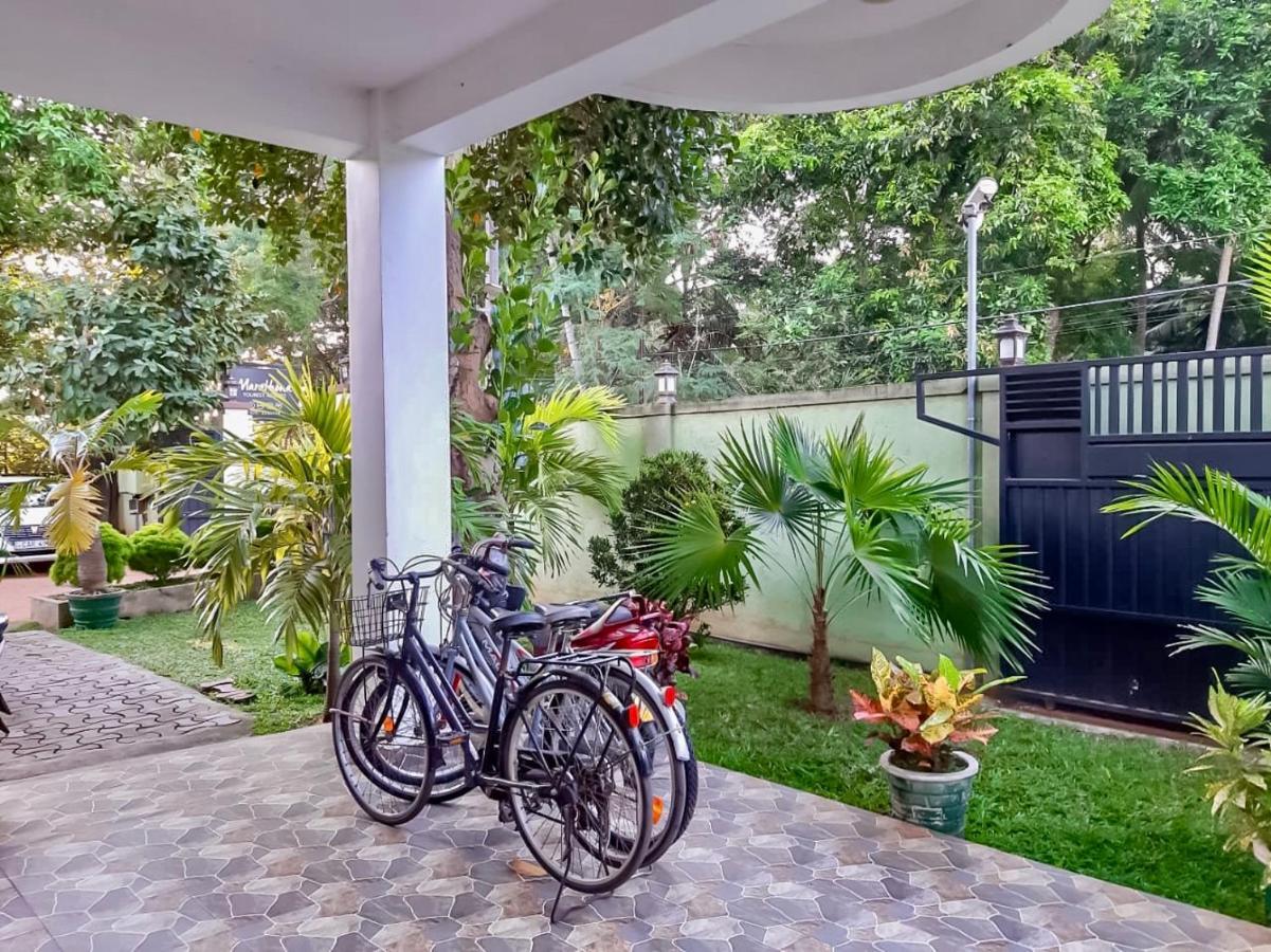 Marathona Tourist Resort - Anuradhapura Exteriör bild