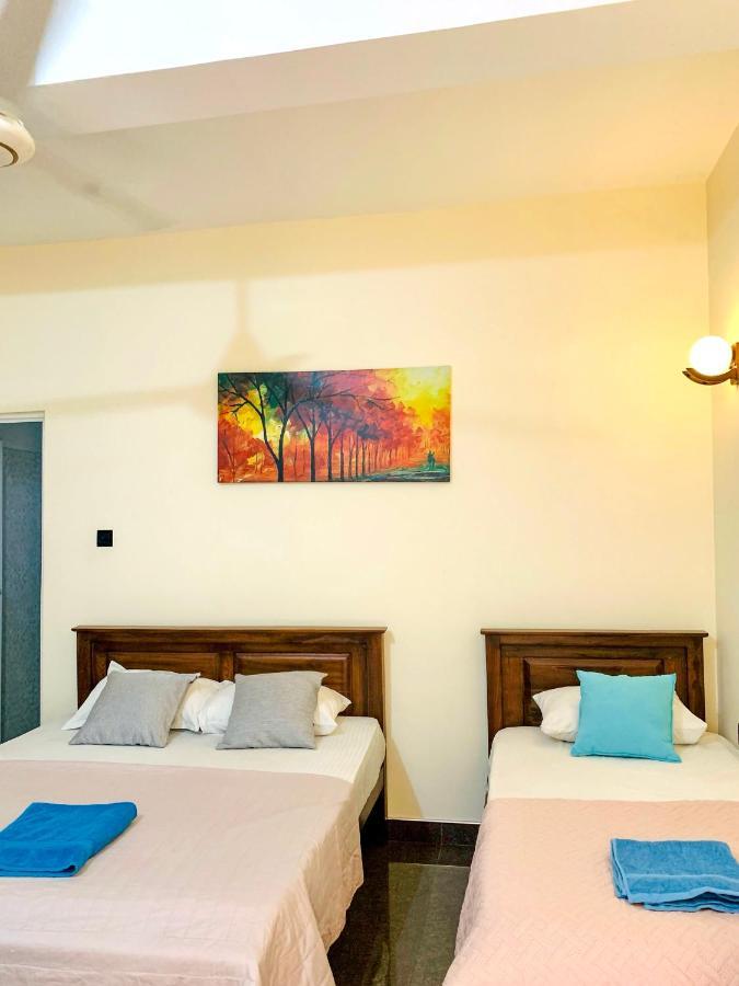 Marathona Tourist Resort - Anuradhapura Exteriör bild