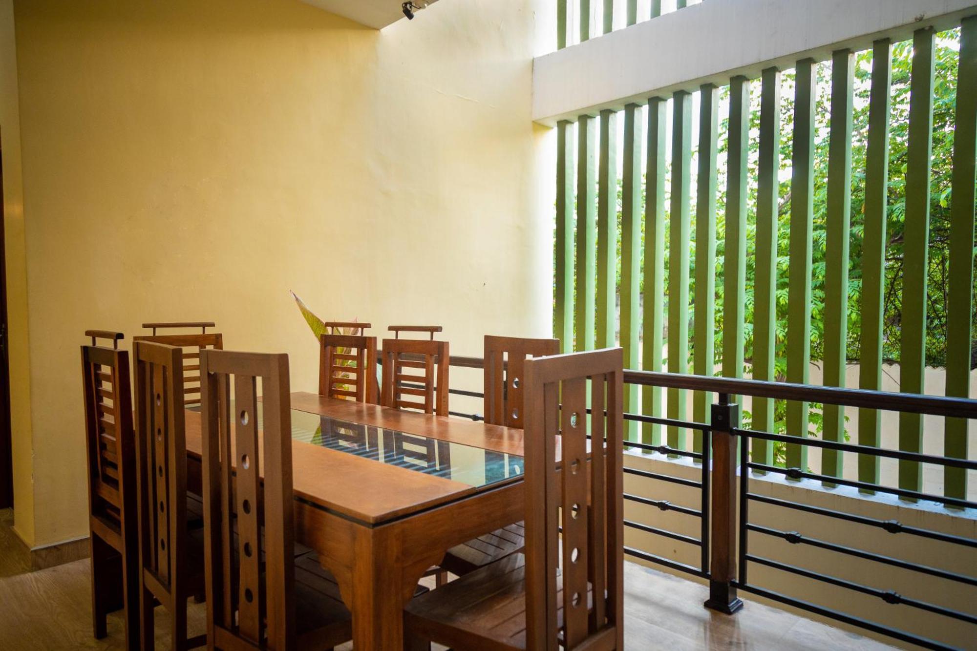 Marathona Tourist Resort - Anuradhapura Exteriör bild