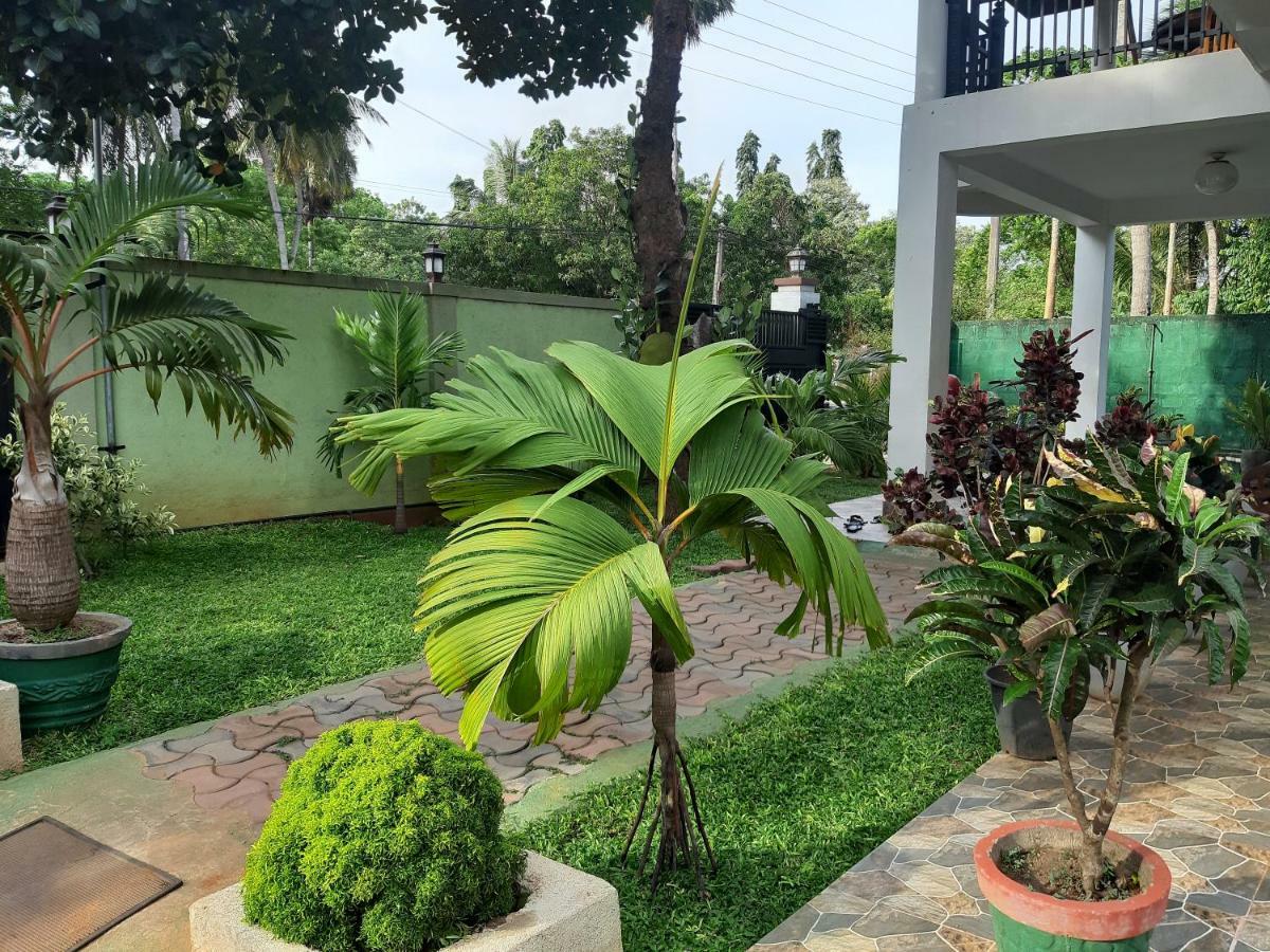 Marathona Tourist Resort - Anuradhapura Exteriör bild