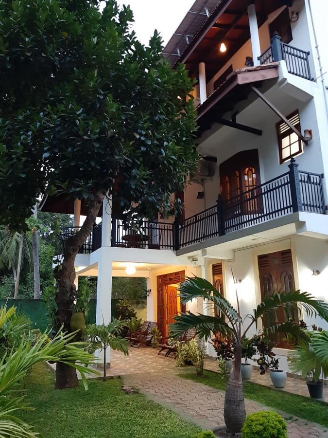 Marathona Tourist Resort - Anuradhapura Exteriör bild